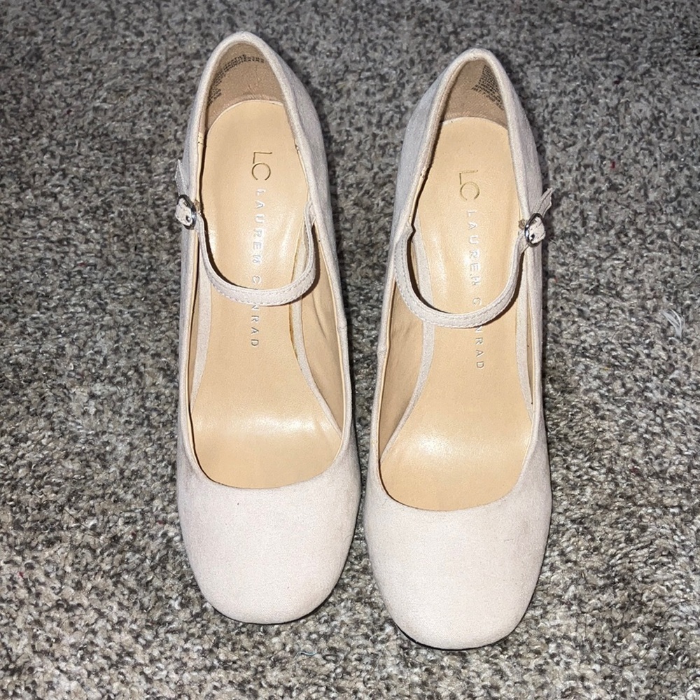 NWOT LC Lauren Conrad Faux Suede Block Heels, Size 6